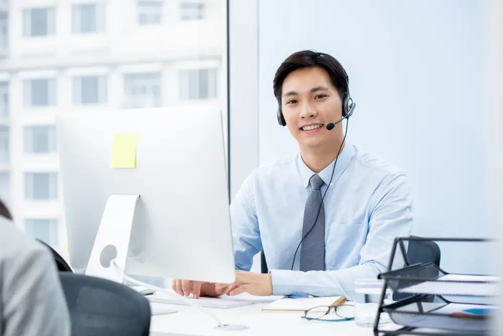 Cold calling agent handling appointments in Birmingham